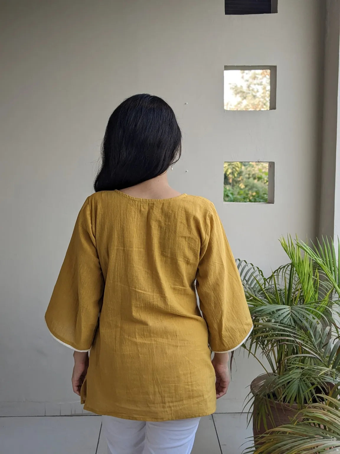 Poorvi – Classic Short Kurti