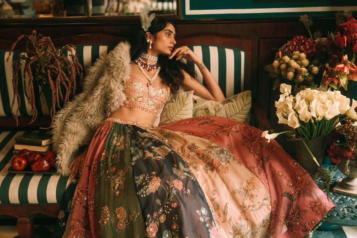 AURA LEHENGA SET