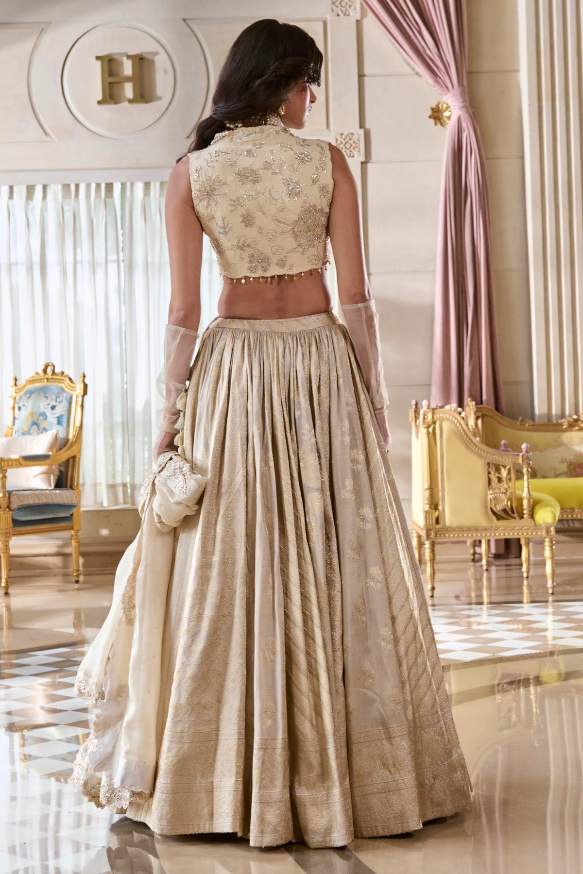 ARUNA LEHENGA SET