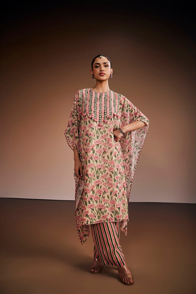Pink carnation & warm ivory kaftan