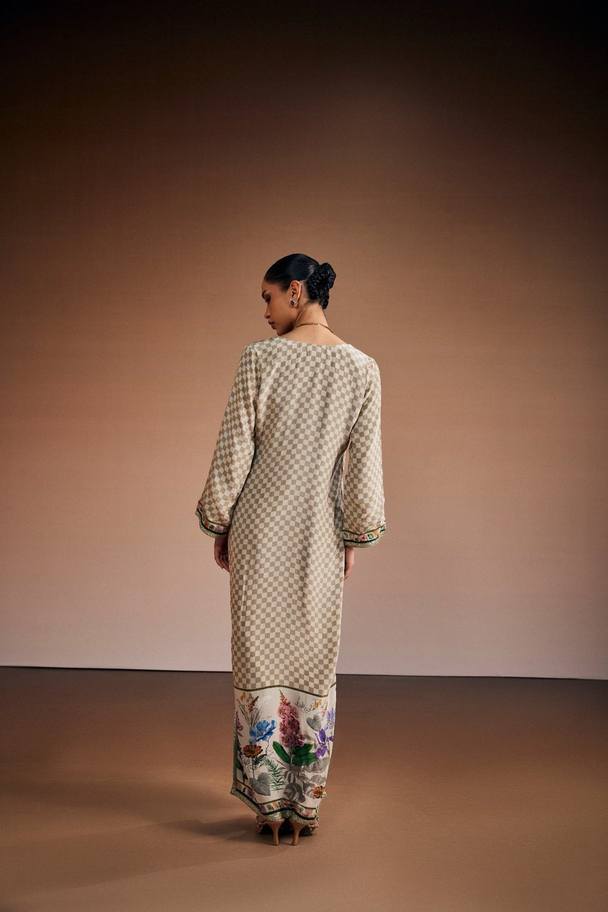Long checkered tunic with a placement floral print border