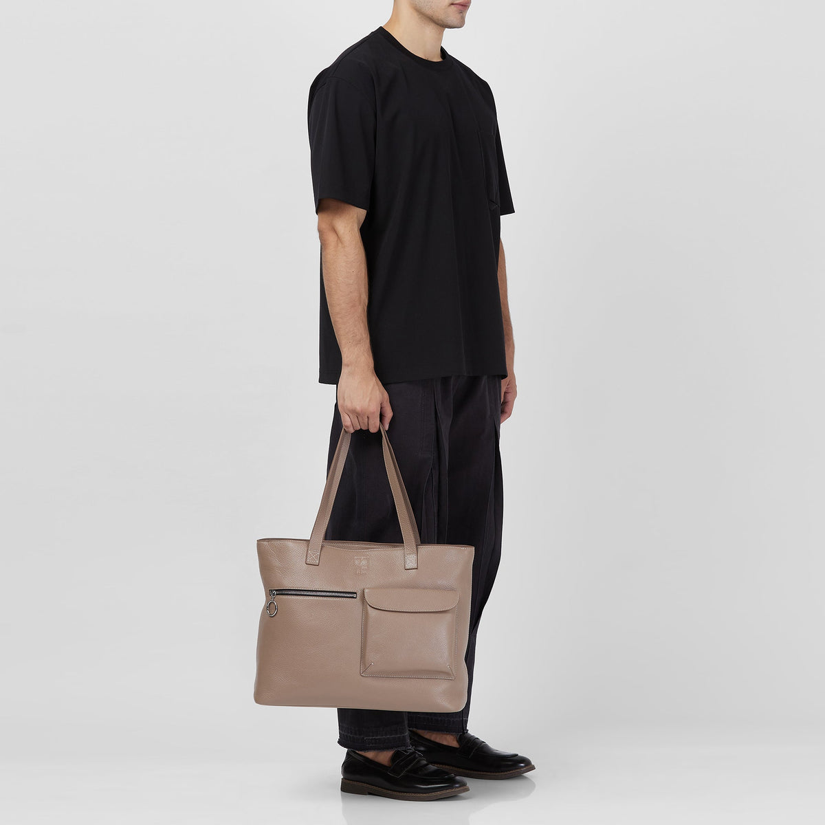 SHIV TOTE