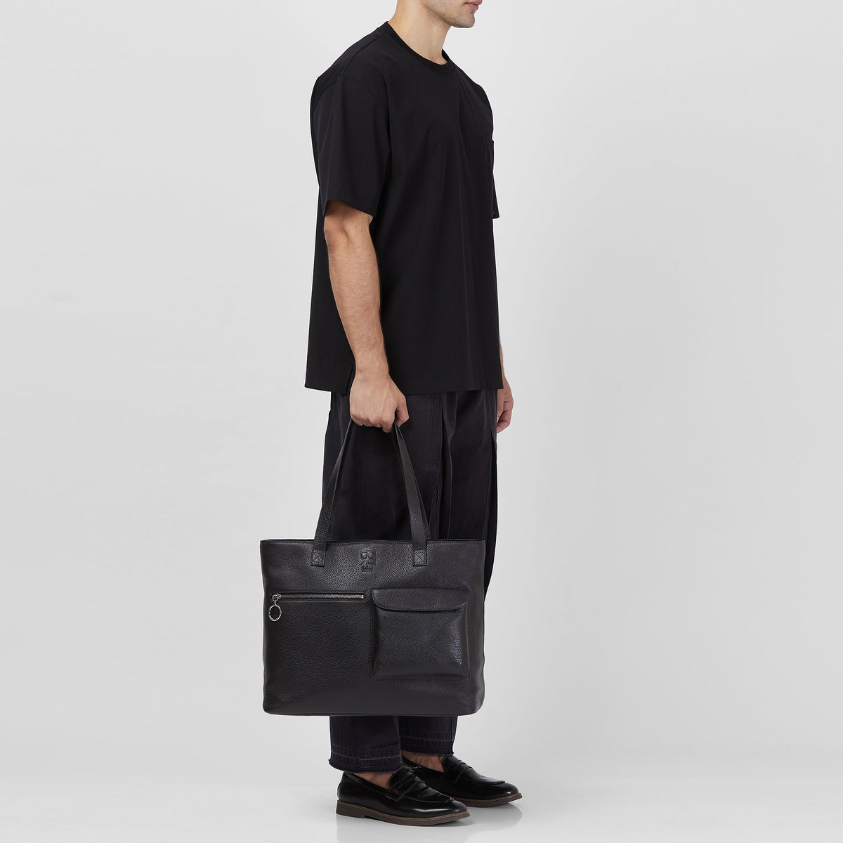 SHIV TOTE