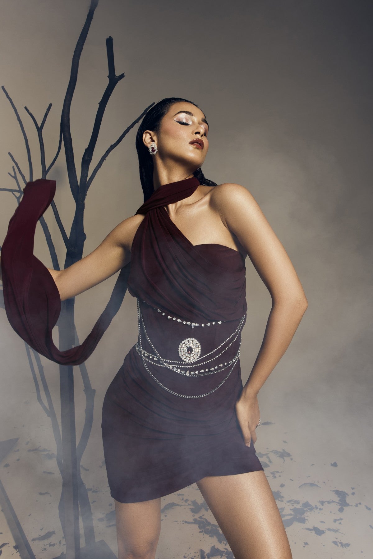 MERLOT SHORT DRESS WITH DRAPE DRESS