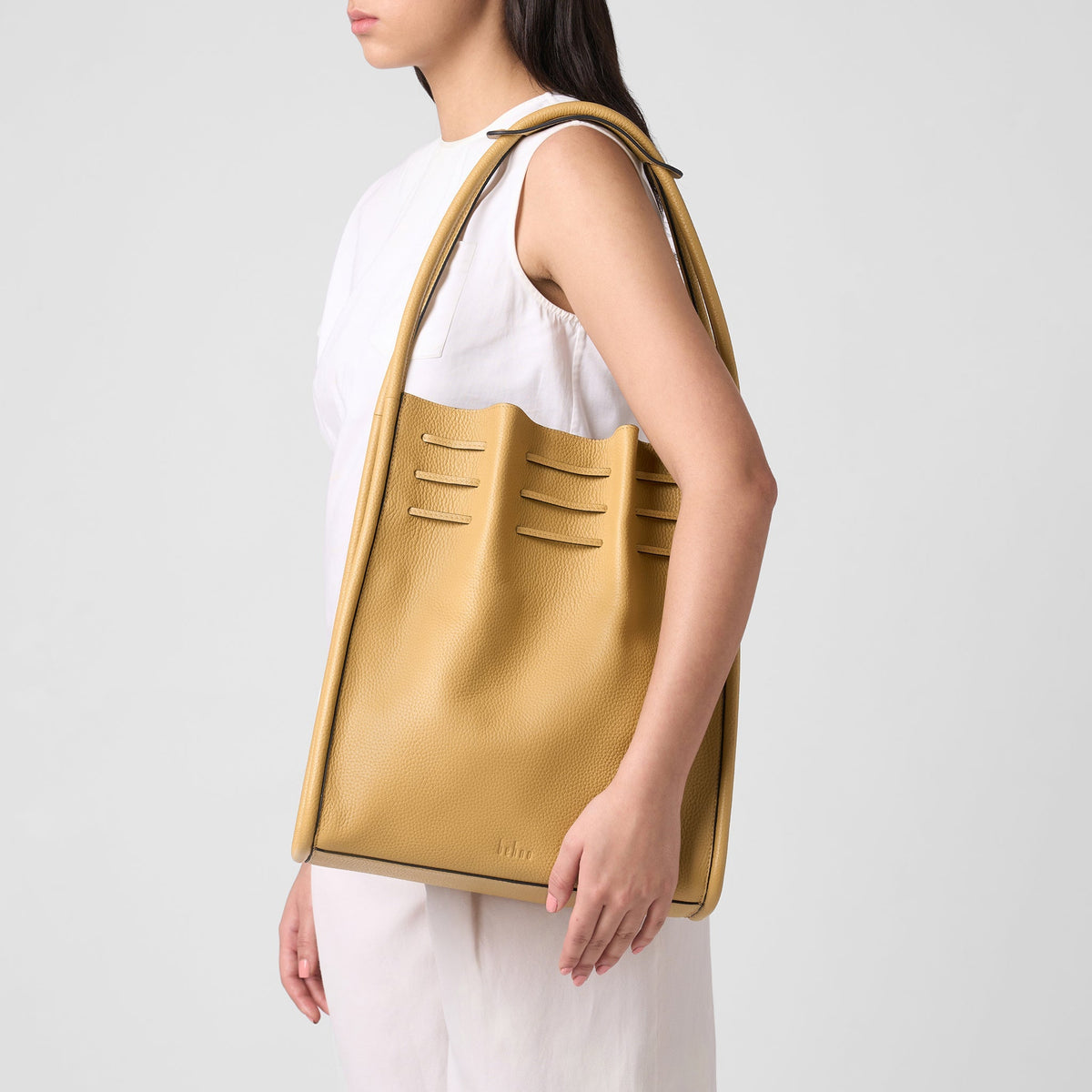 TINA HOBO BAG LARGE RUCHED