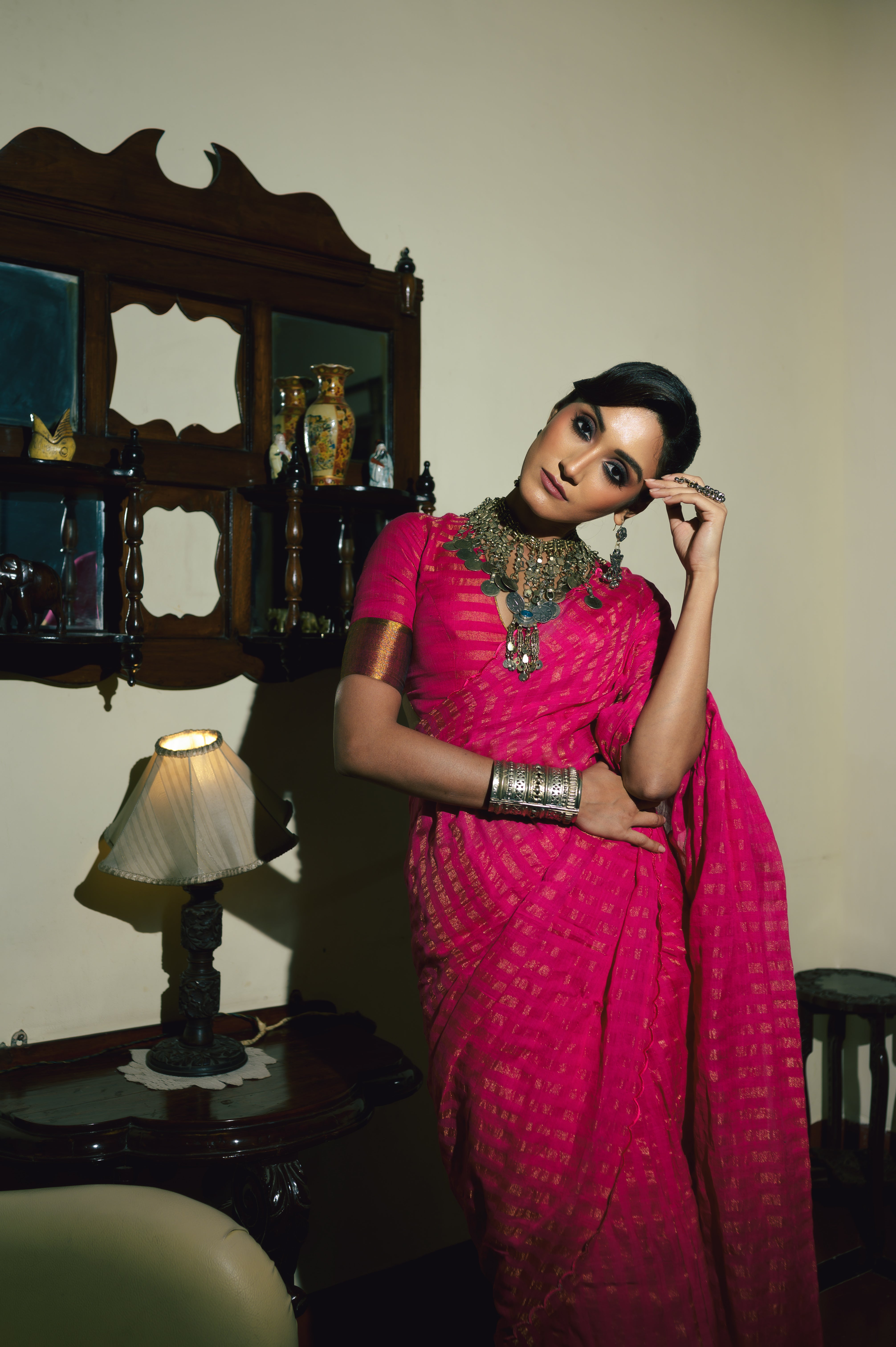 Twin RealmTwin Realm I Pink Handloom Cotton Saree With Zari Stripes And Scaloped Border