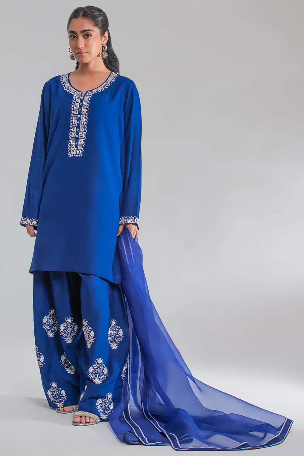 Blue Luxe Embroidered Farshi Suit Set with Dupatta