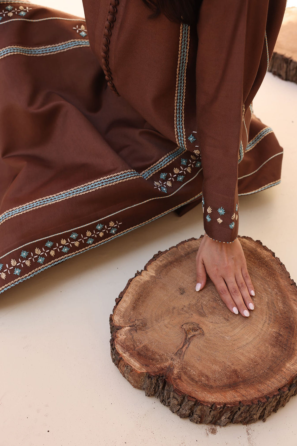 Cocoa Straight Kurta with Subtle Thread Work
