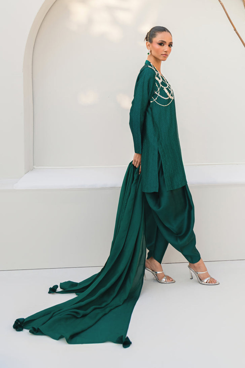 Women Emerald Green Embroidered Silk Suit Set with Tulip Pants