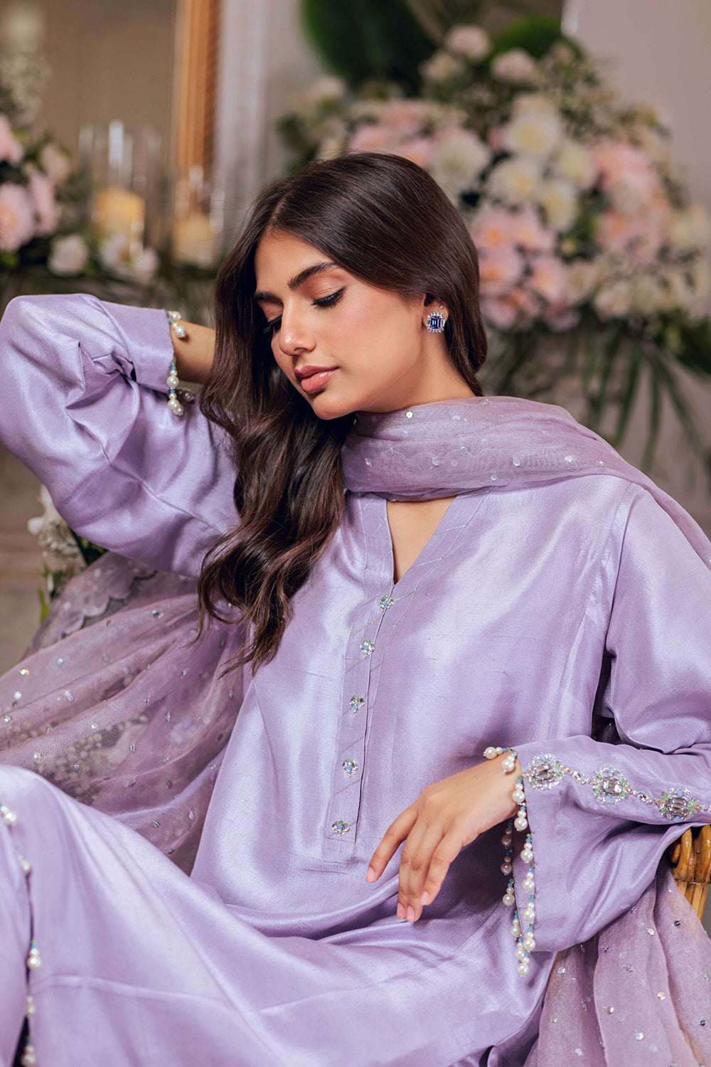 Women Lilac Embroidered Silk Suit Set with Organza Dupatta