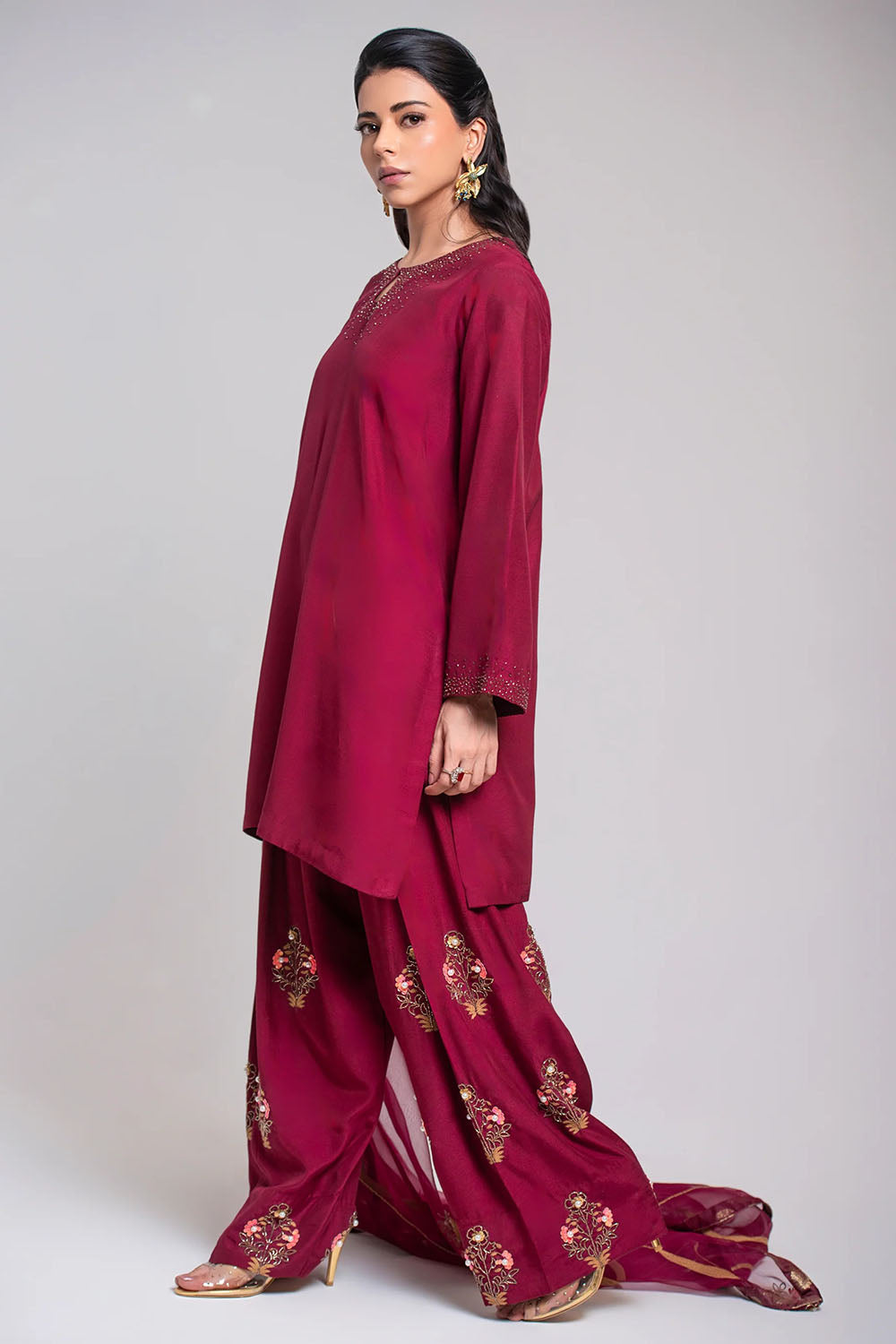 Maroon Luxe Embroidered Farshi Suit Set with Dupatta
