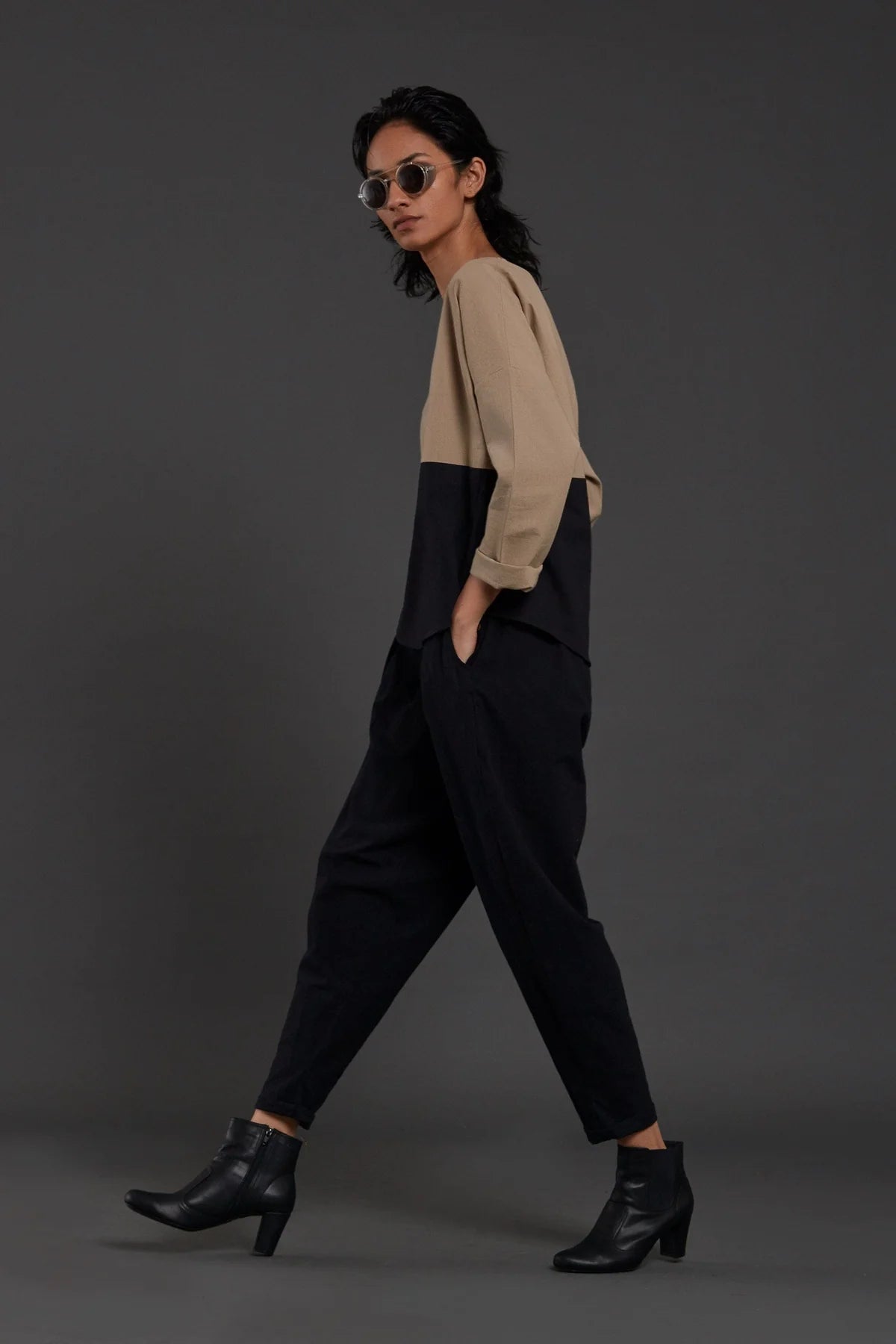 Beige & Navy Blue Rekin Top