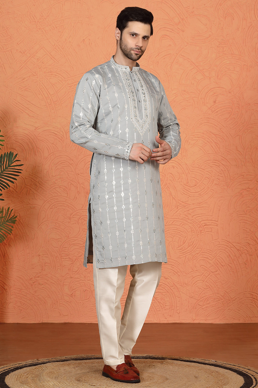 Mayuresh Mirror Embroidered Kurta with Back Elastic Pants