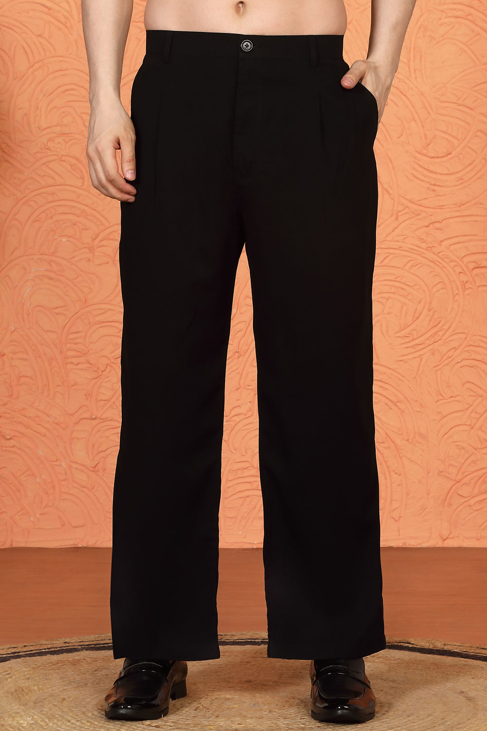 Nawaaz Embroidered Kurta with Loose Fit Parallel Matching Pants
