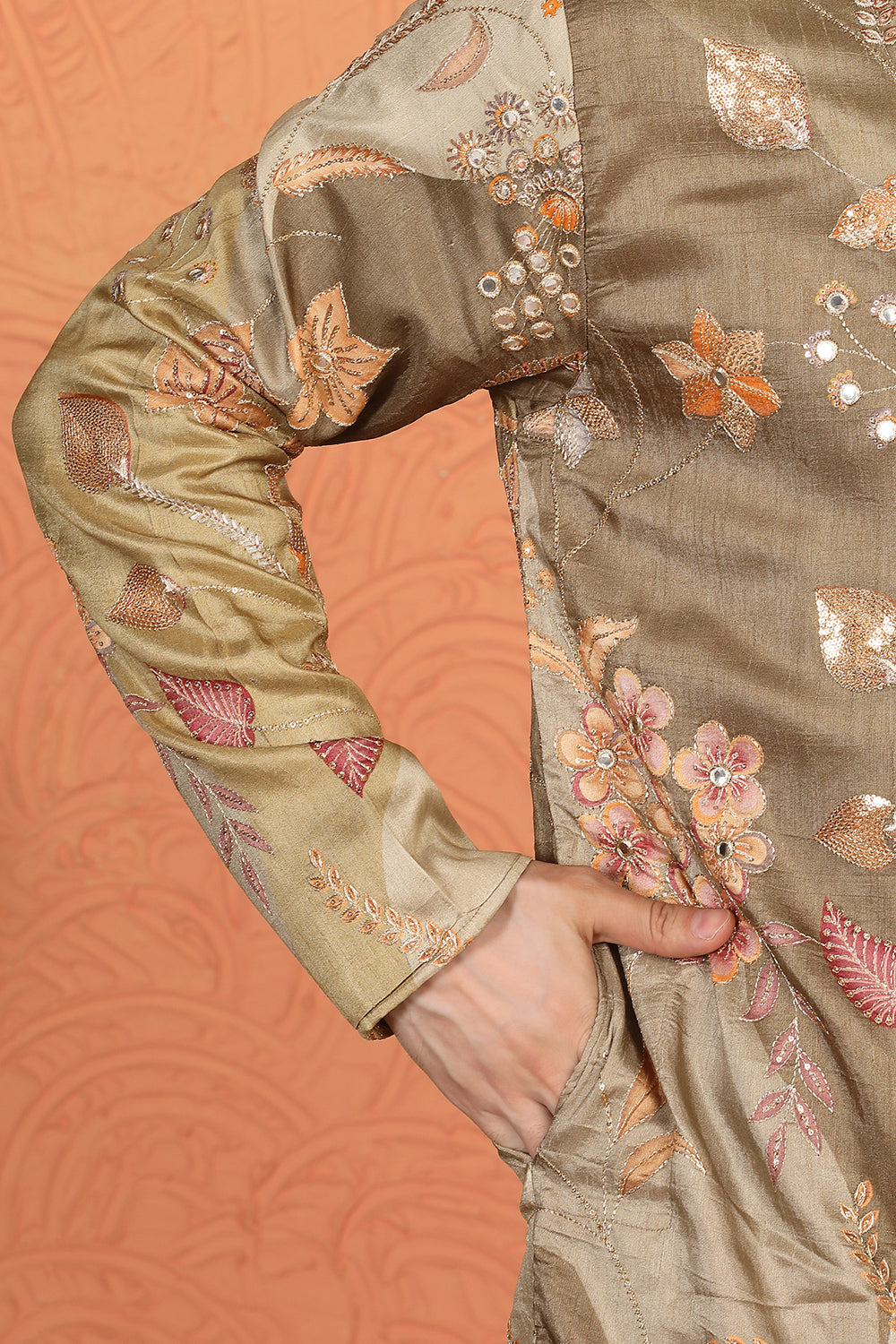 Phool Utsav Printed Embroidered Kurta with Back Elastic Pants