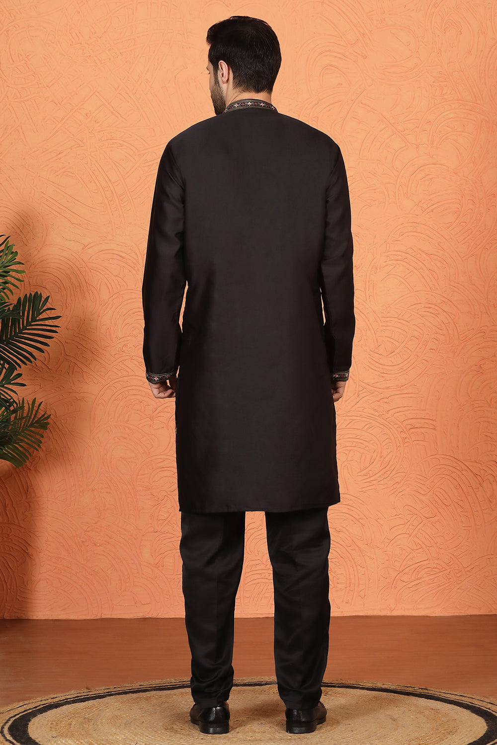 Pushp-Van Embroidered Kurta with Back Elastic Pants