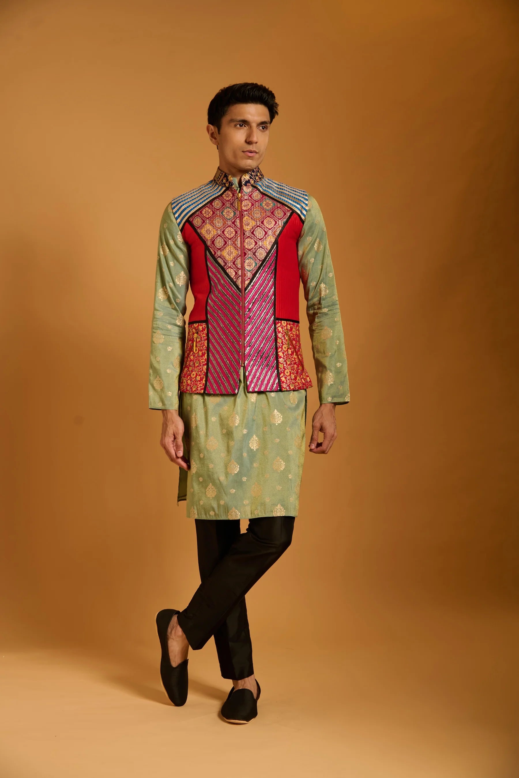 Trifecta brocade paneled bandi