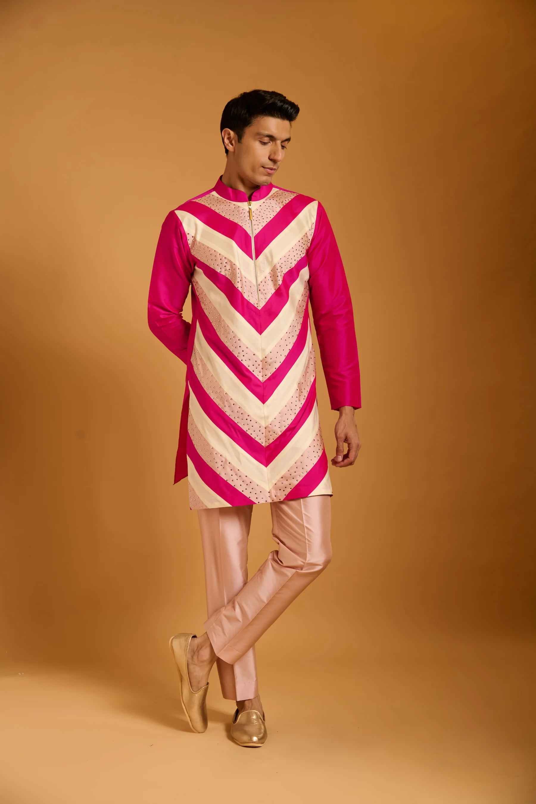 Trifecta pink-ivory crystal chevron kurta