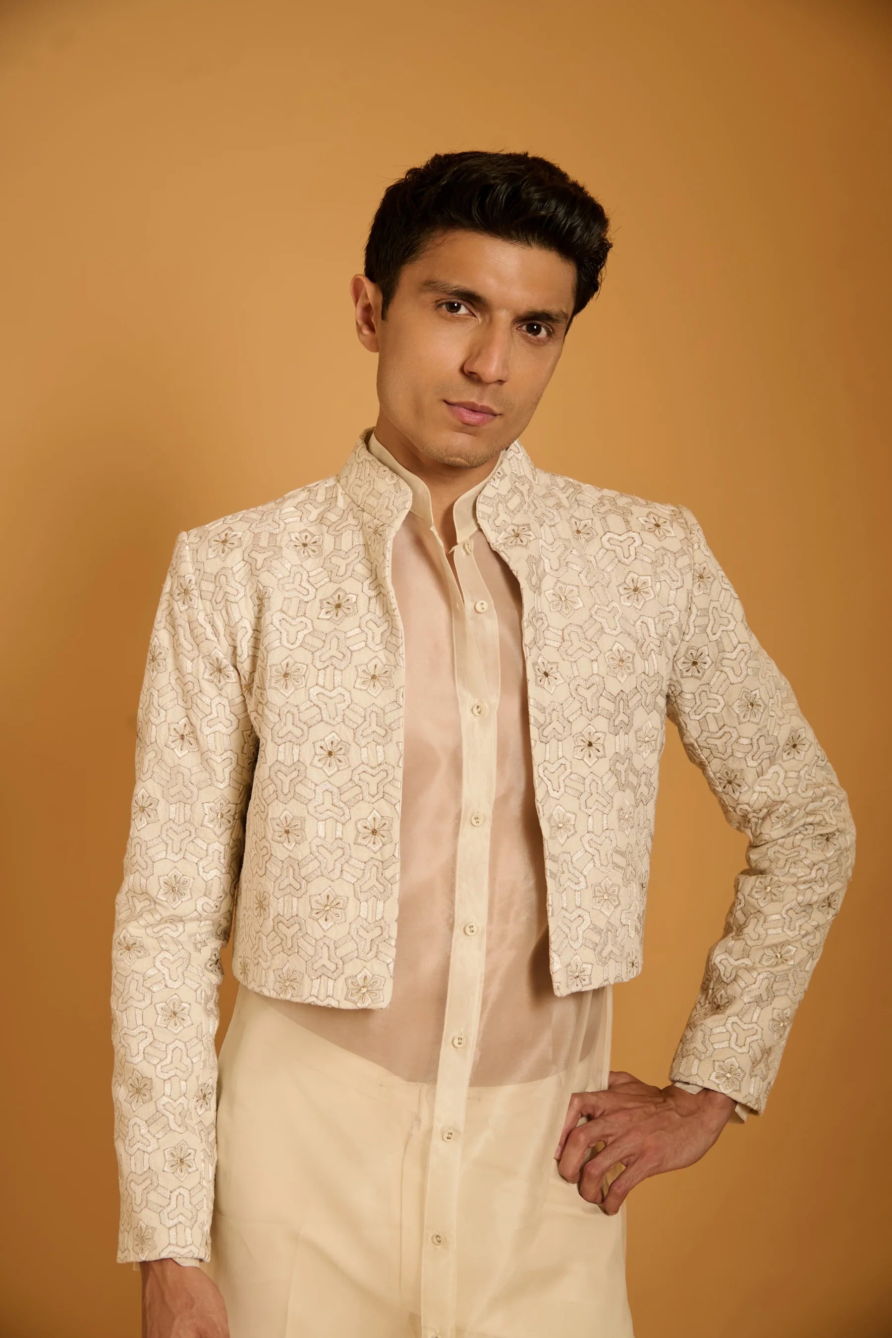 Trifecta ivory honeycomb crop jacket