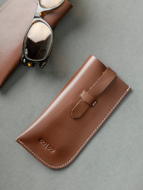 Set of Spec. case and CC case, Tan