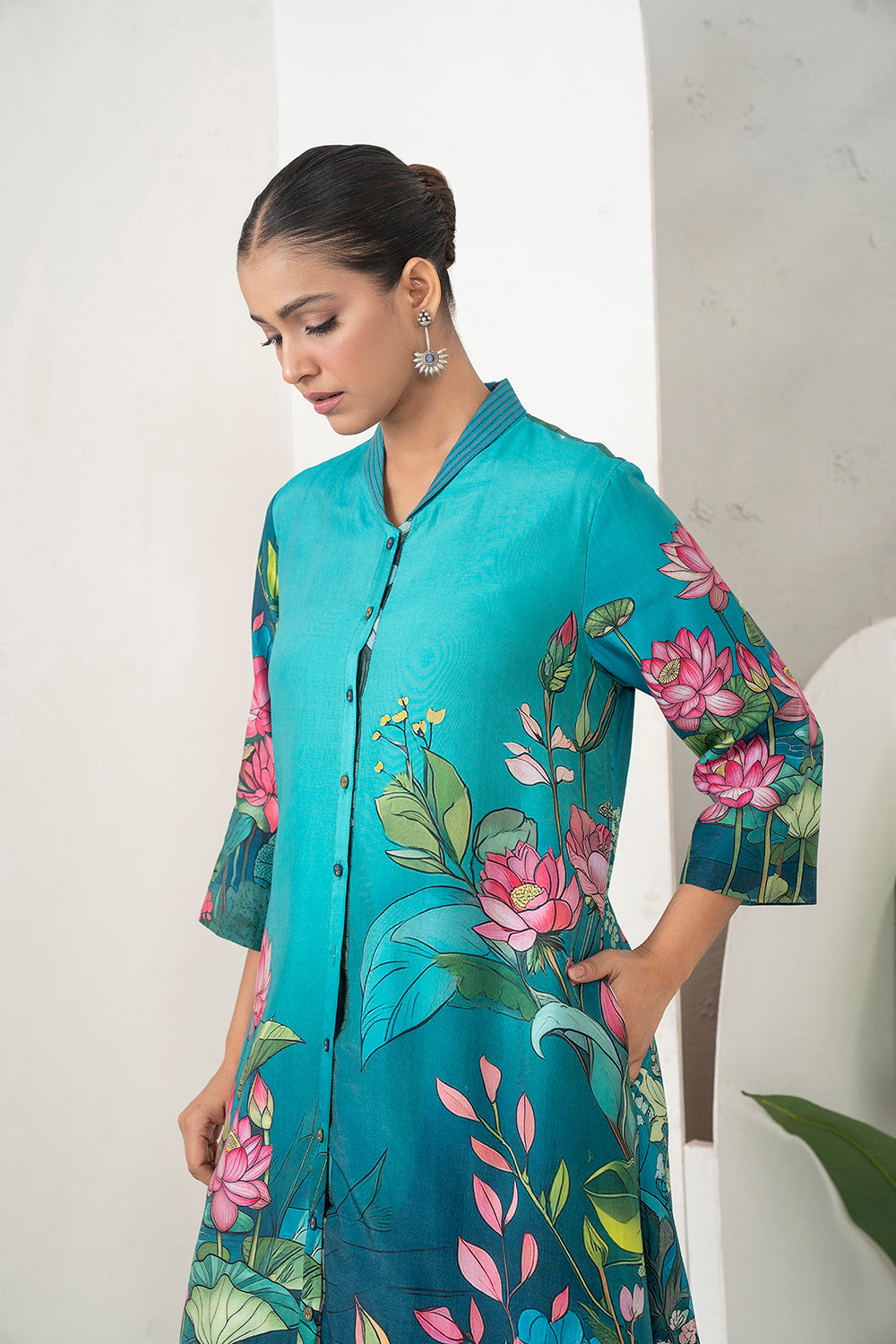 Aqua Fades Into Deep Blue Silk Chanderi Lush Lotus Printed Dress Set (3 PCS)
