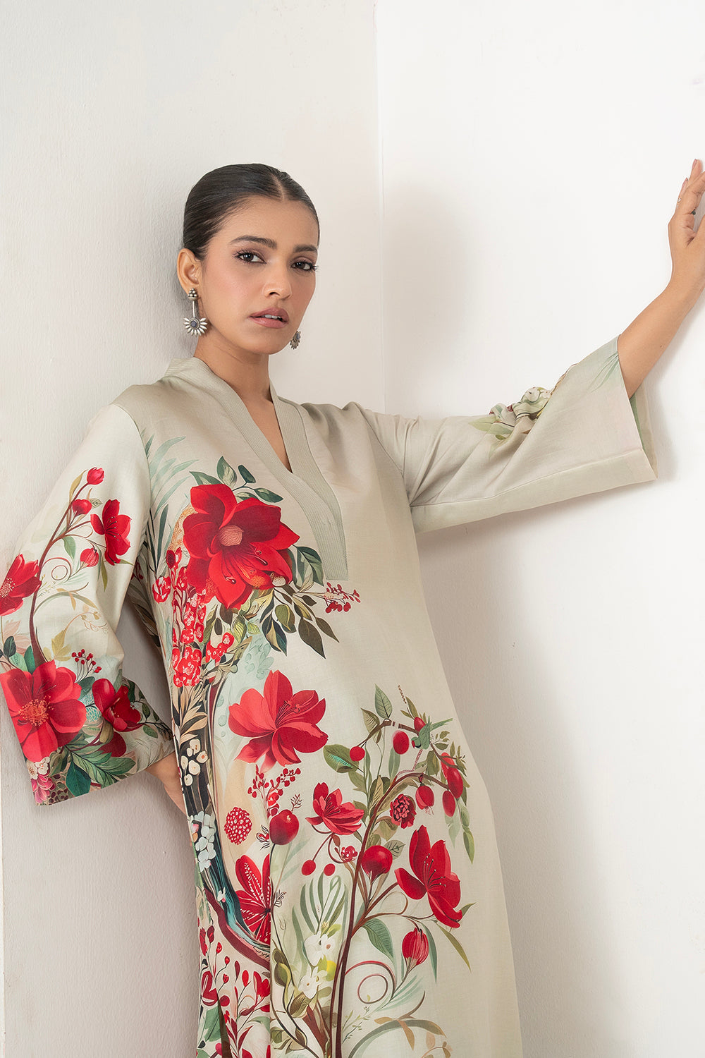 Beige Silk Chanderi Elegant Floral Printed Tunic Set (2 PCS)