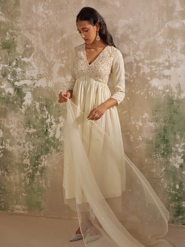 OASIS CREAM SILK KURTA SET