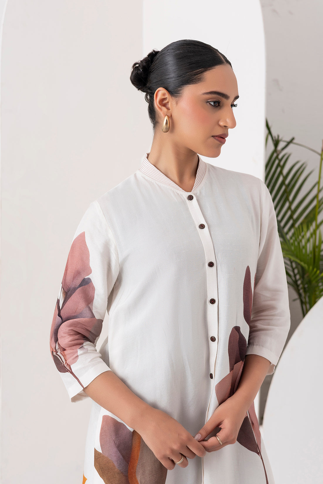 Ivory Viscose Dupion Leaf Printed Dress (1 PC)