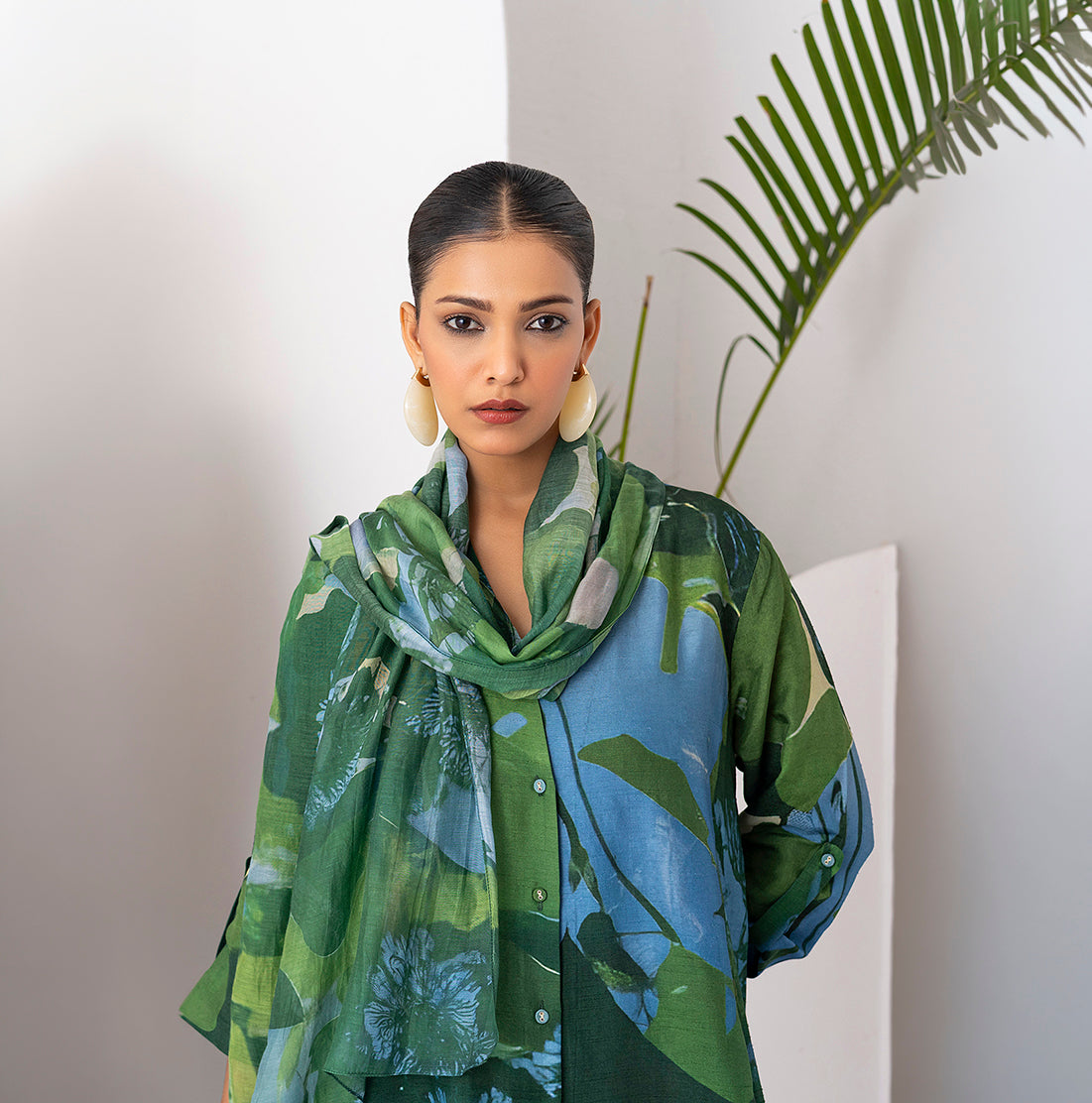 Green & Blue Thin Chanderi Printed Stole  (1 PC)