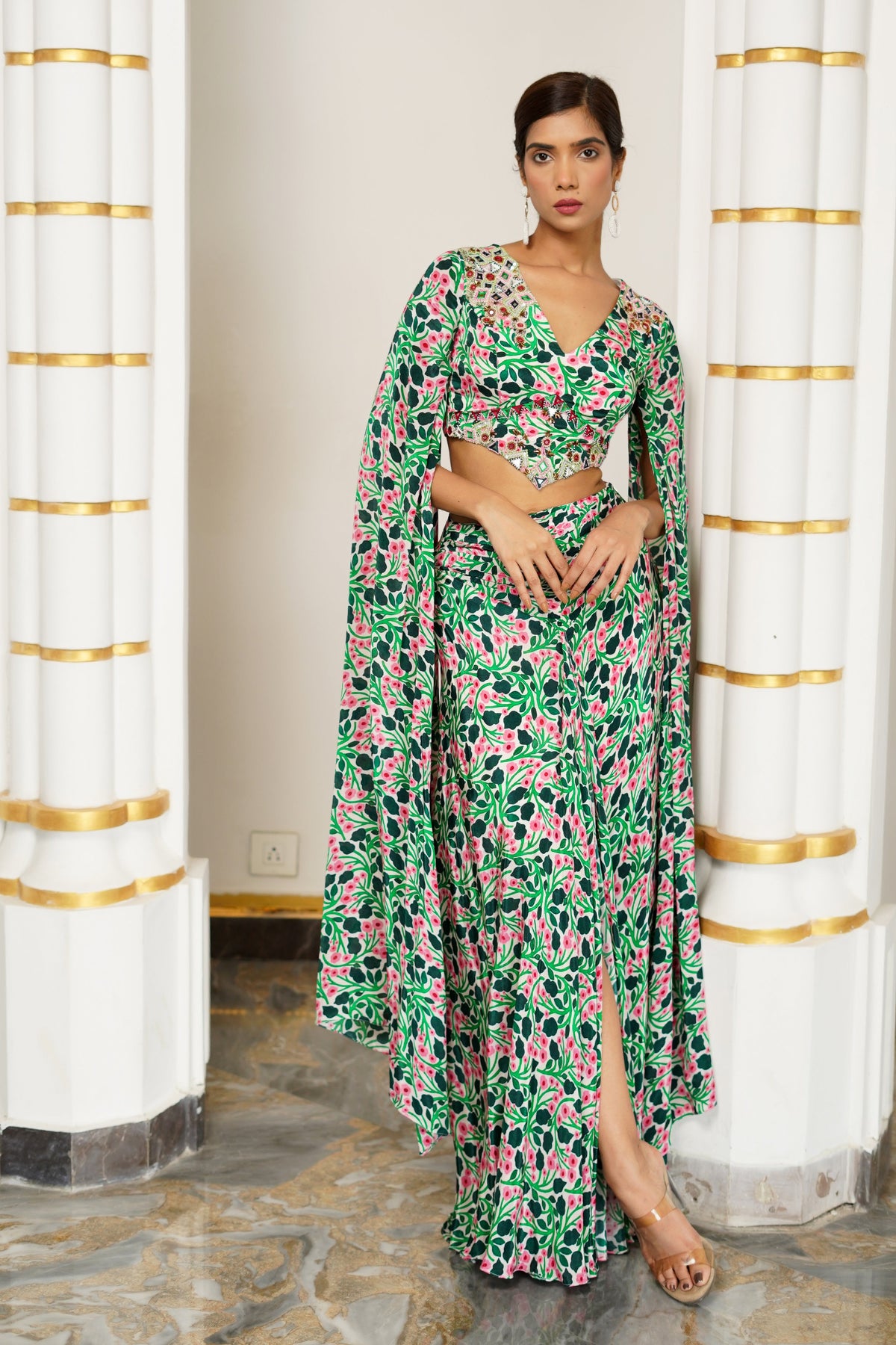 GREEN PINK FLORAL CAPE SLEEVE INDO SET (SET OF 2)