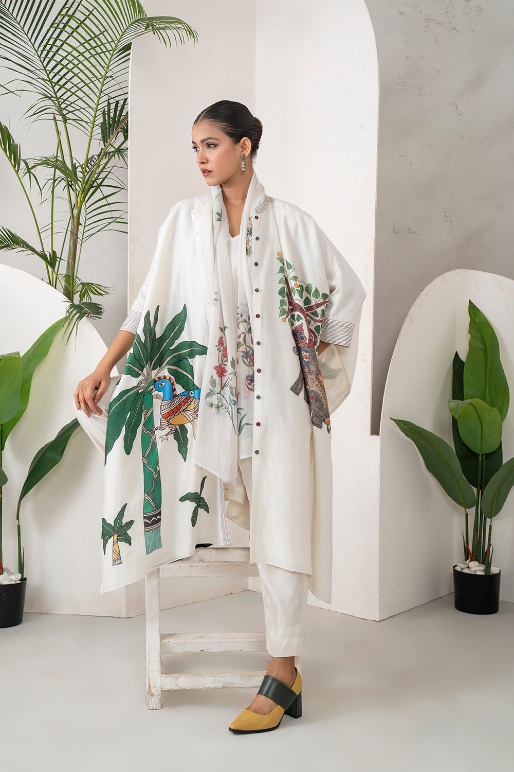 Ivory Silk Chanderi Elephant And Tropical Foliage Printed Kaftan Set (3 PCS)
