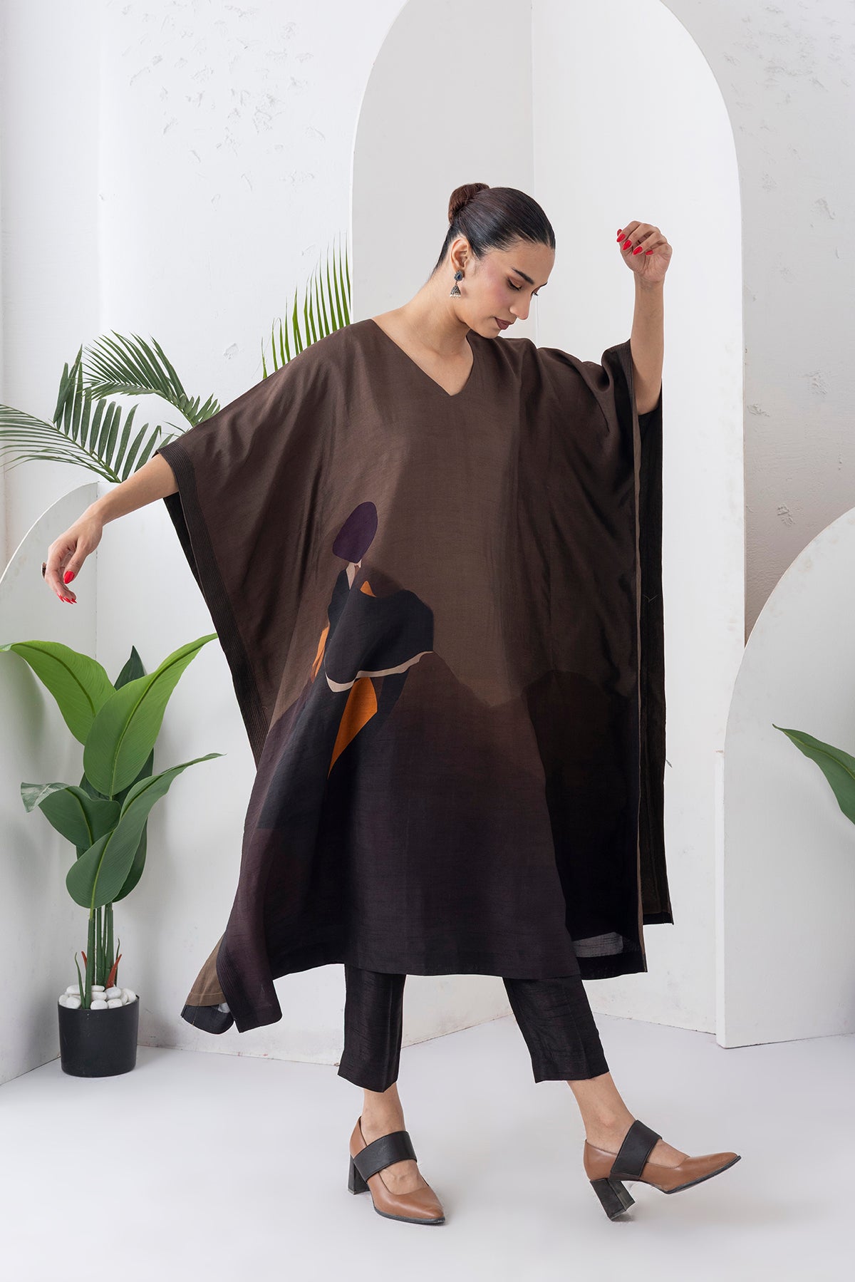 Shades Of Brown Viscose Dupion Printed Kaftan (1 PC)