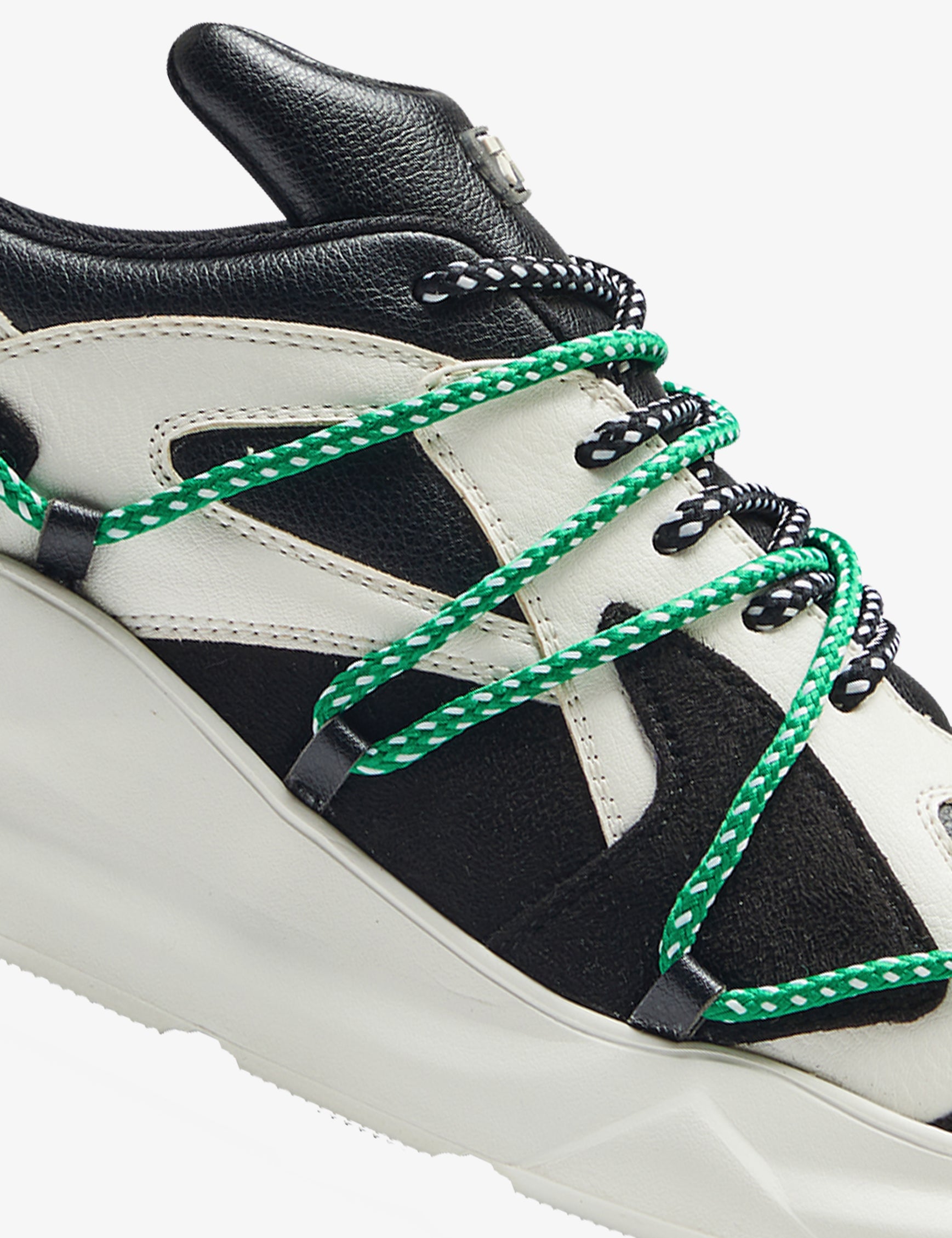 608 black white chunky sneaker