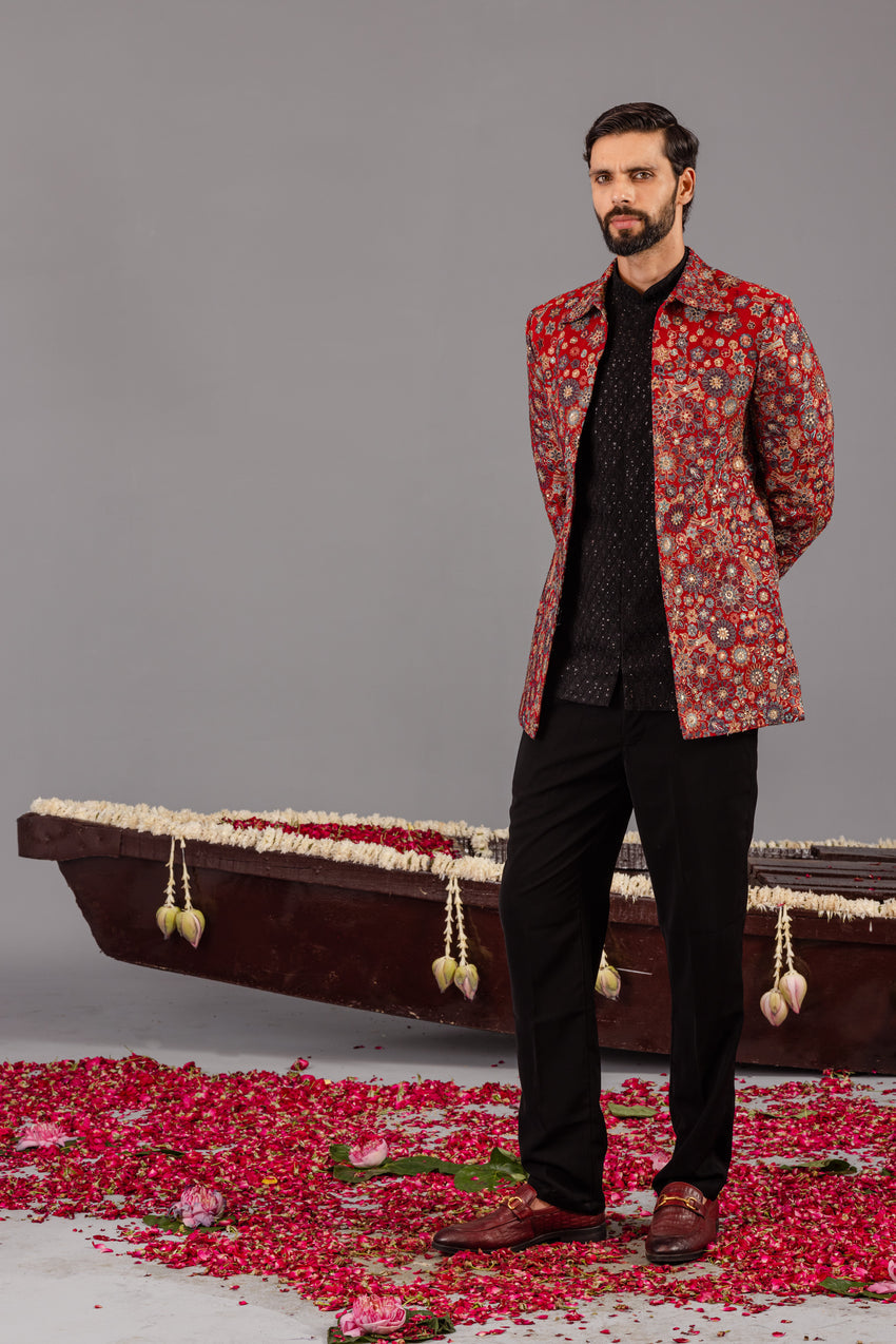 LAALBAGH MARRON JODHPURI SET