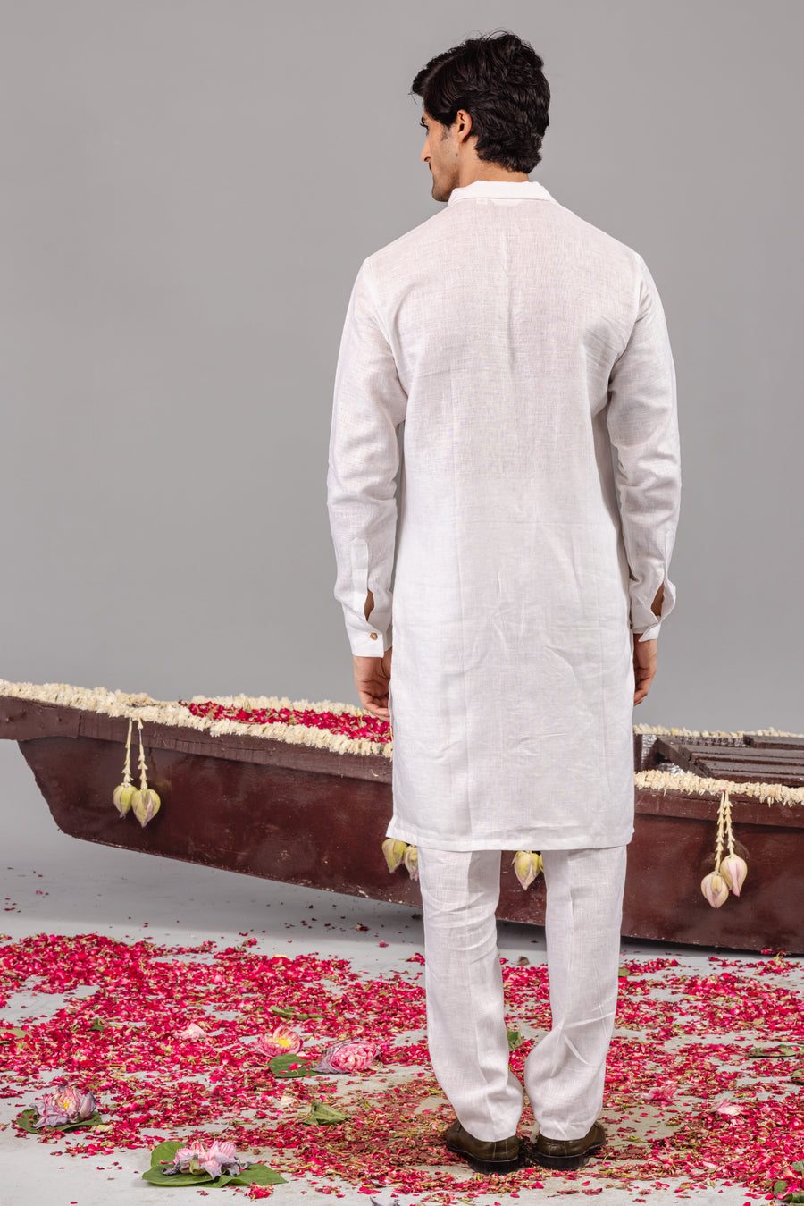 CARNIVAL WHITE ZIPPER KURTA SET