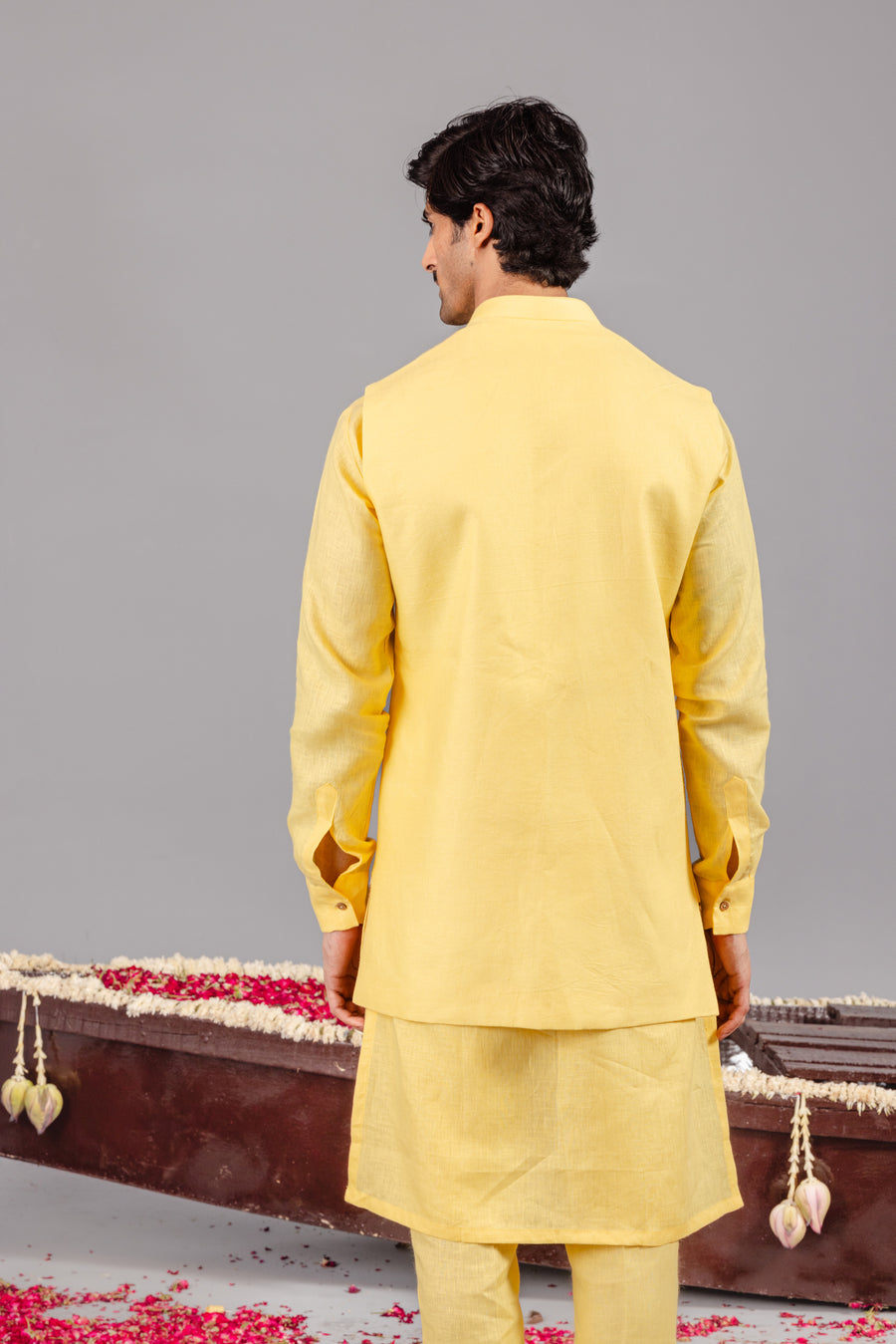 CARNIVAL YELLOW FRONT OPEN KURTA JACKET SET