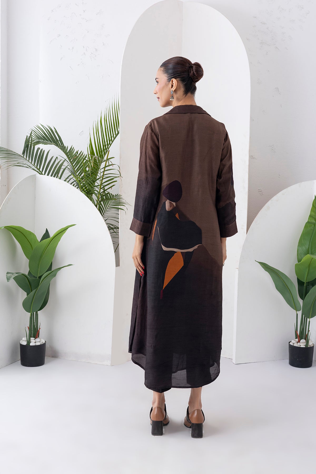 Shades Of Brown Viscose Dupion Printed Front Open Dress (1 PC)
