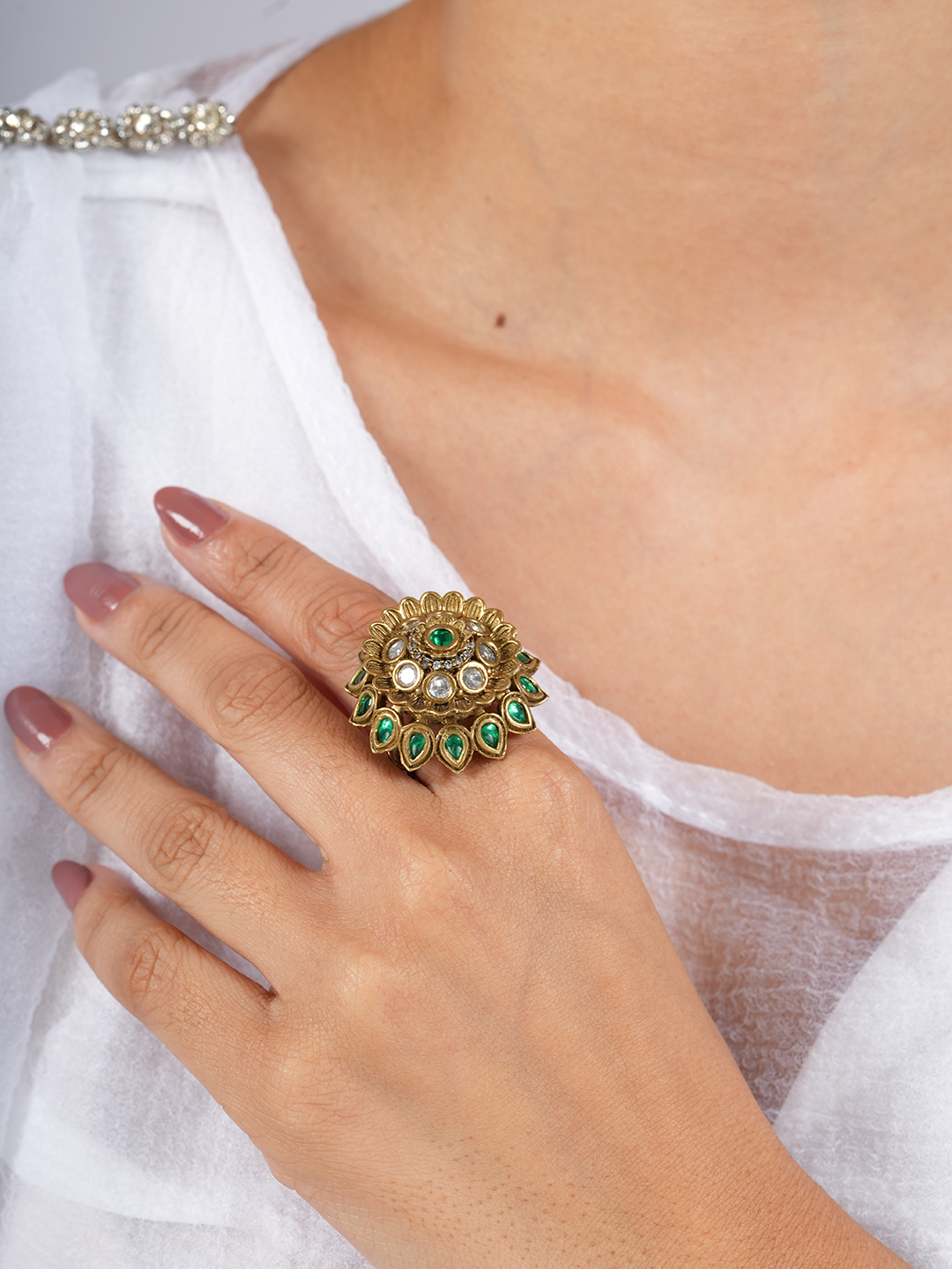 Emerald Noor Ring