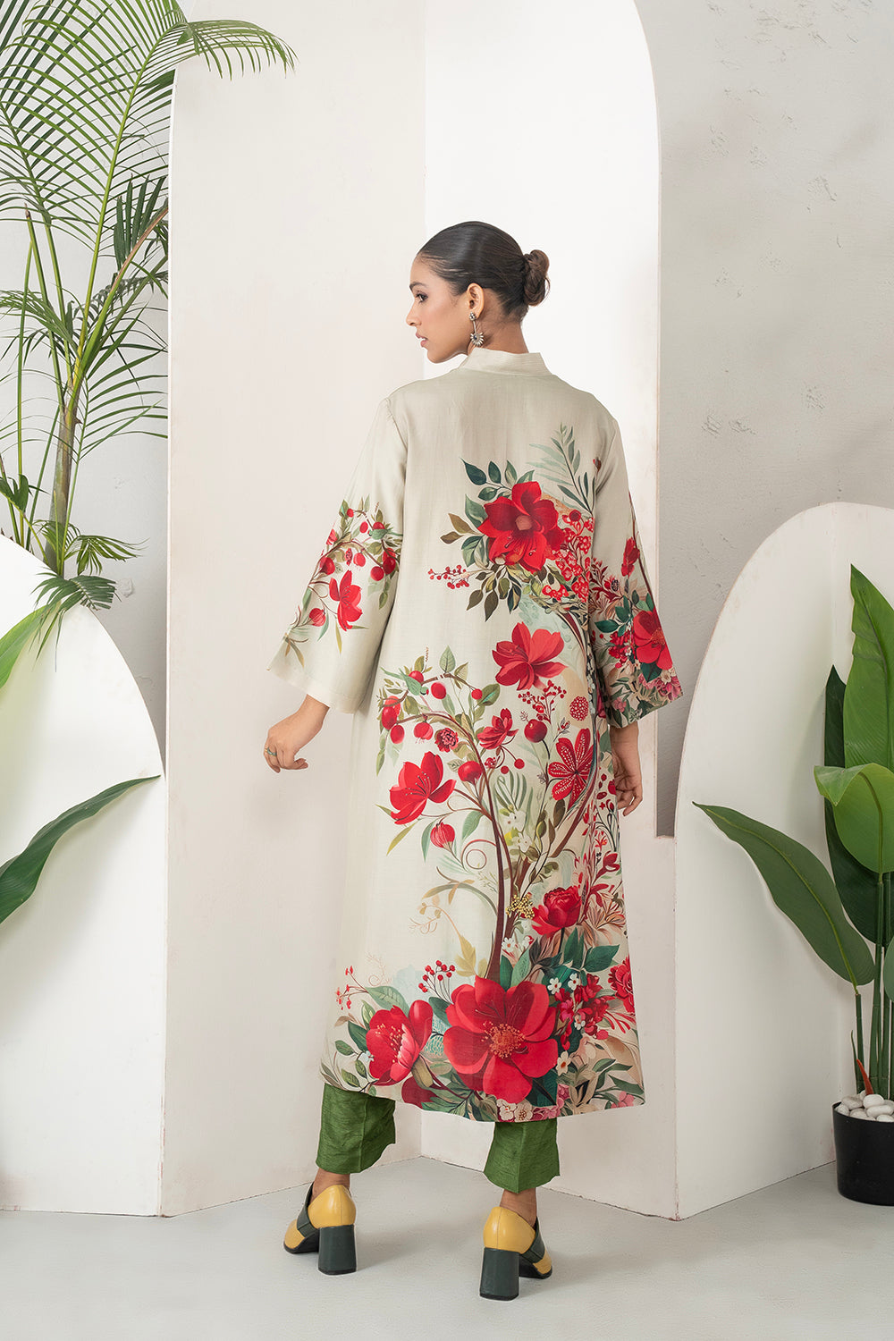 Beige Silk Chanderi Elegant Floral Printed Tunic Set (2 PCS)