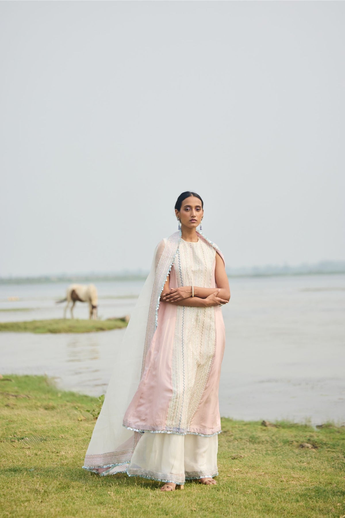 EMBROIDERED  KURTA PAIRED WITH PSNT AND DUPATTA