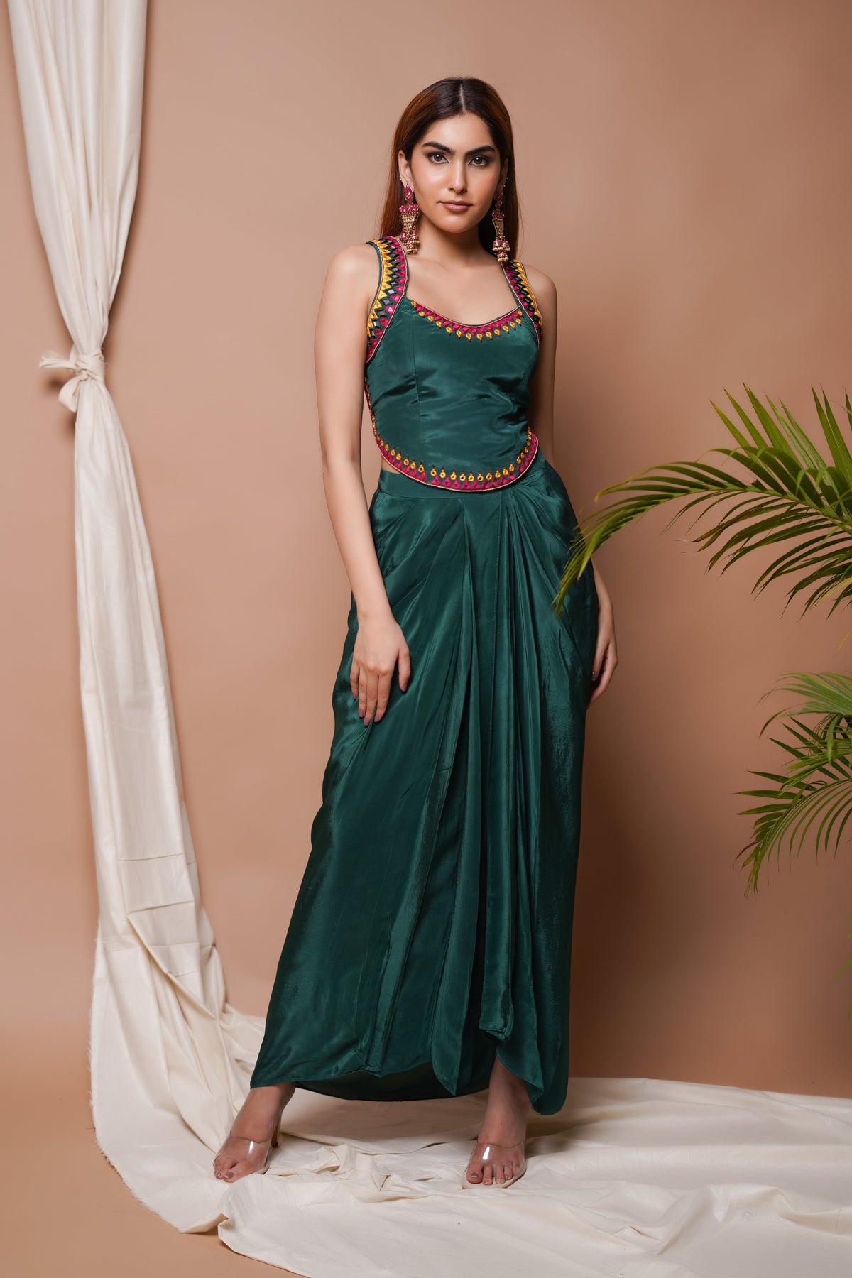BOTTLE GREEN BACKLESS DRAPE  SKIRT SET  (SET OF 2)
