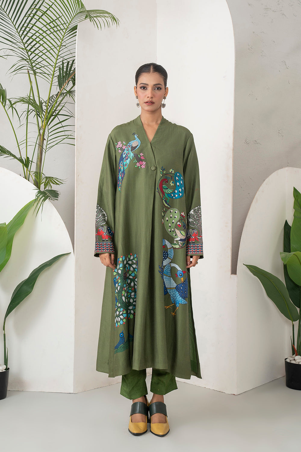 Leaf Green Silk Chanderi Front-Pleated Striking Peacock And Bird Printed Dress Set (2 PCS)