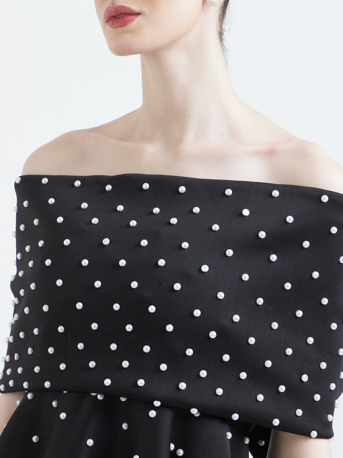 Pearl bow wrap