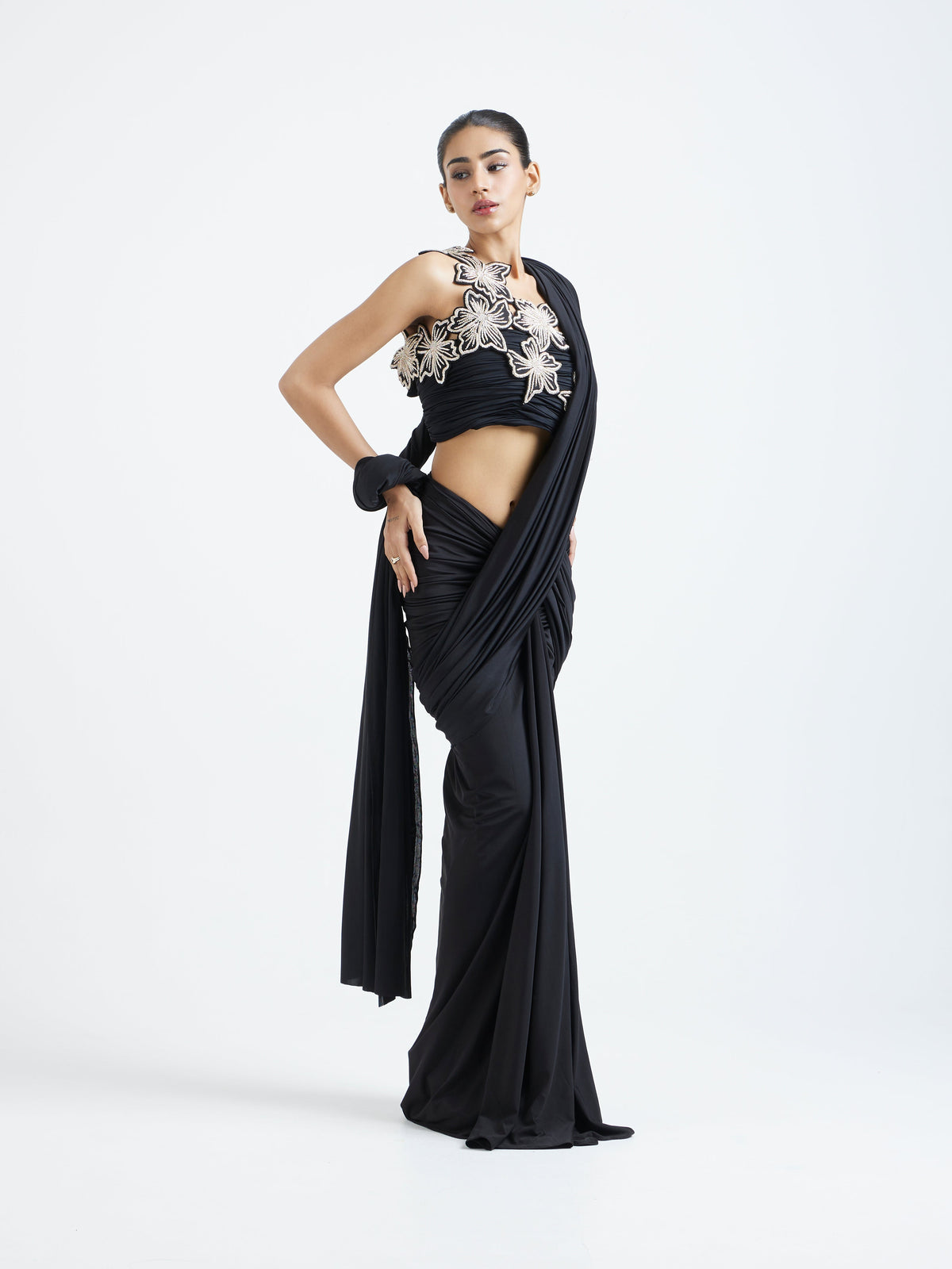 Mansi+ Zardozi overlay + Detachable pallu