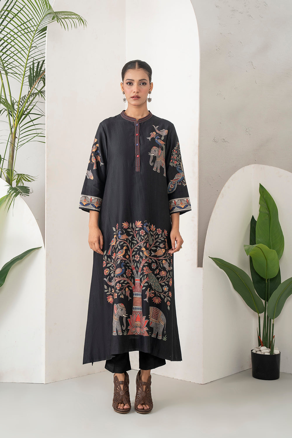 Black Silk Chanderi Rich Folk-Inspired Printed Tunic Set (2 PCS)