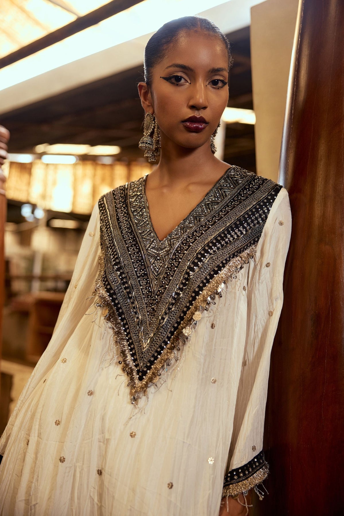 SHORT KURTA PAIRED WITH GHARARA