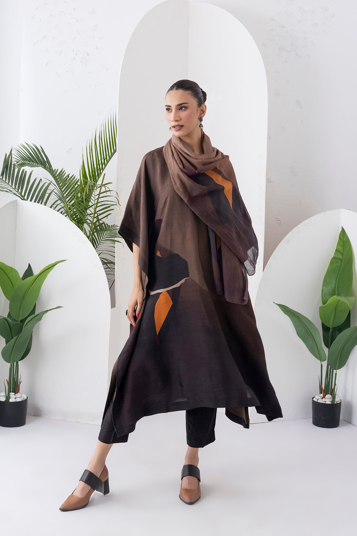 Shades Of Brown Viscose Dupion Printed Kaftan (1 PC)