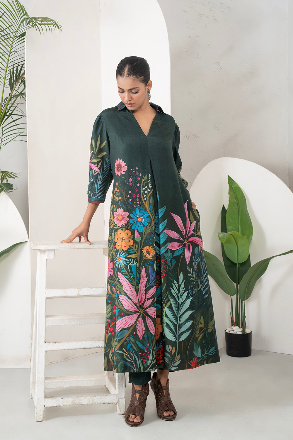 Dark Green Silk Chanderi Vibrant Multicolour Floral Printed Dress Set (2 PCS)