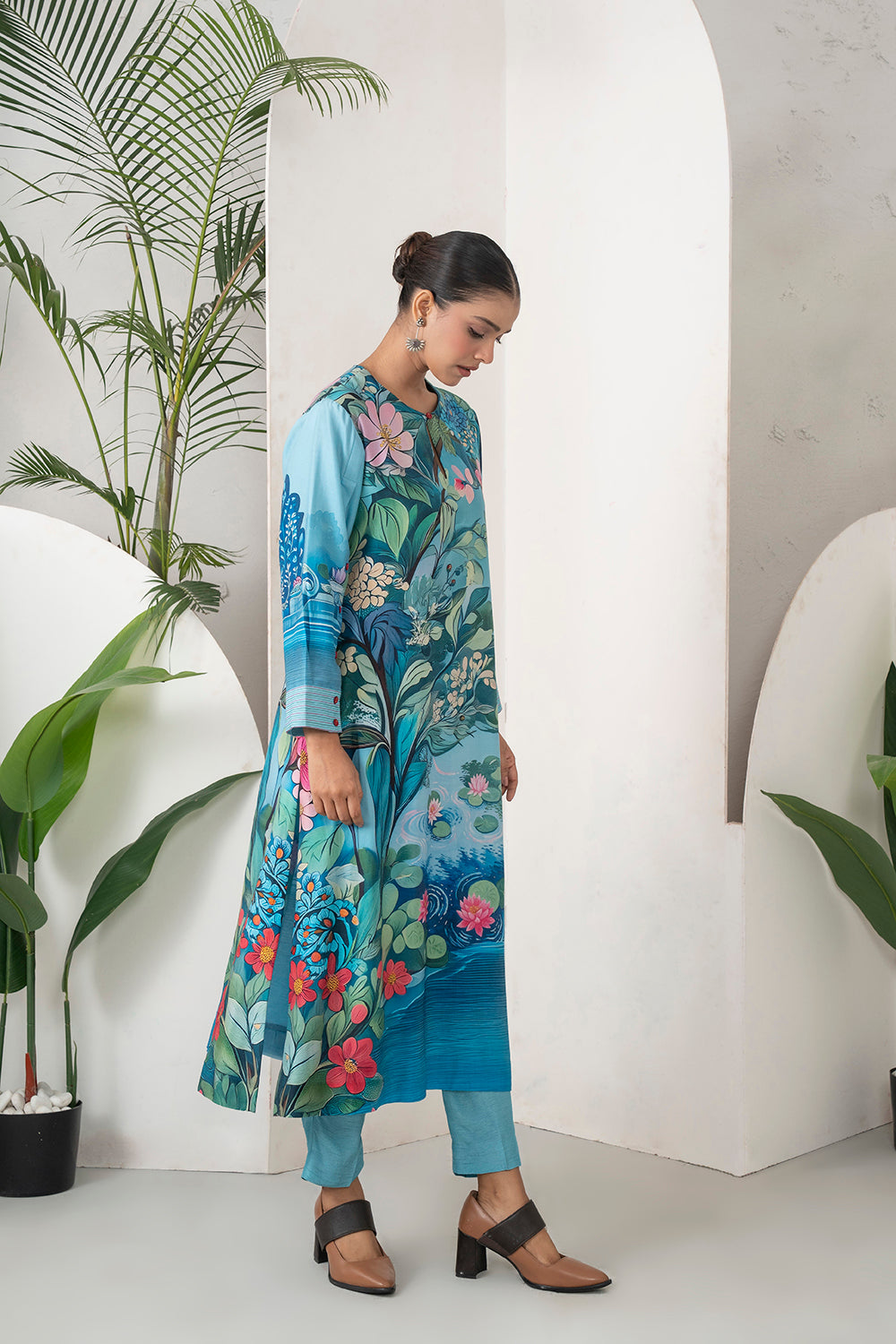 Sky Blue Silk Chanderi Lush Lotus Printed Tunic Set (2 PCS)
