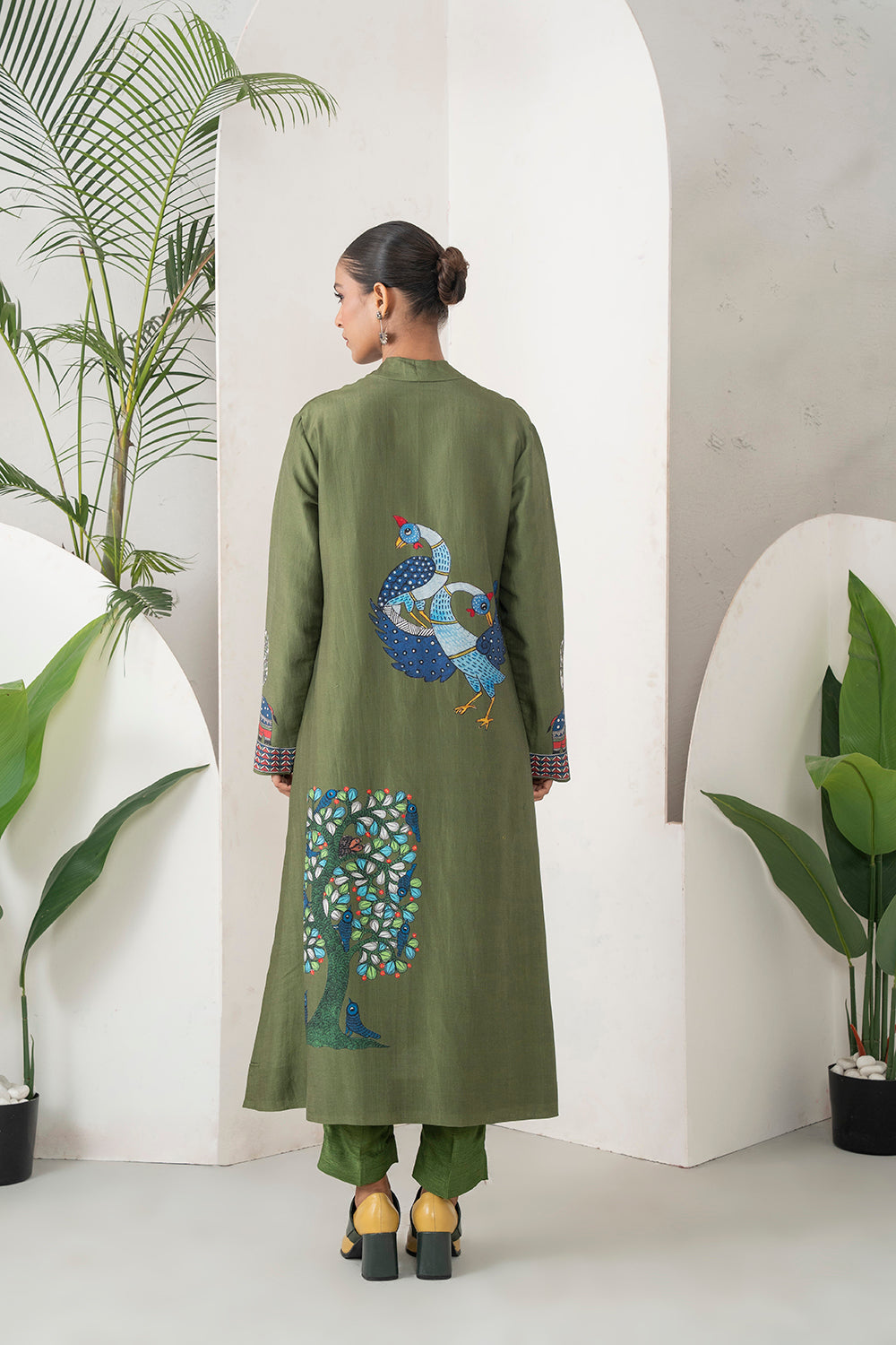 Leaf Green Silk Chanderi Front-Pleated Striking Peacock And Bird Printed Dress Set (2 PCS)